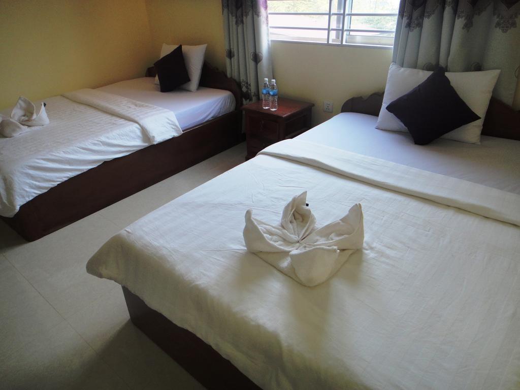 Khemra I Guesthouse Kampot Room photo