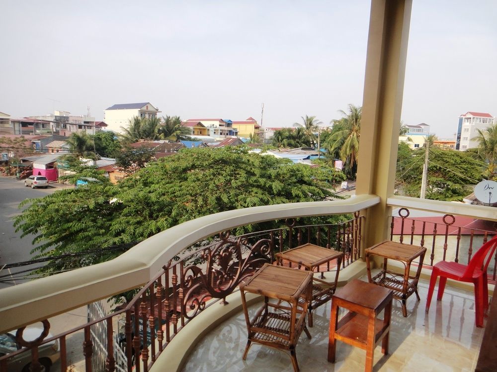 Khemra I Guesthouse Kampot Exterior photo